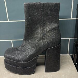 Cobra black glitter boot